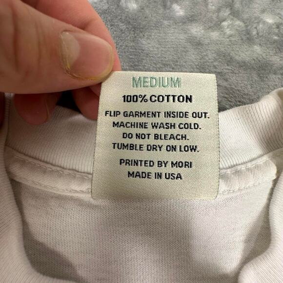 Project Mori Kimi Ni Tadoke Anime White Graphic T-shirt Made in USA Size Medium - Picture 4 of 7